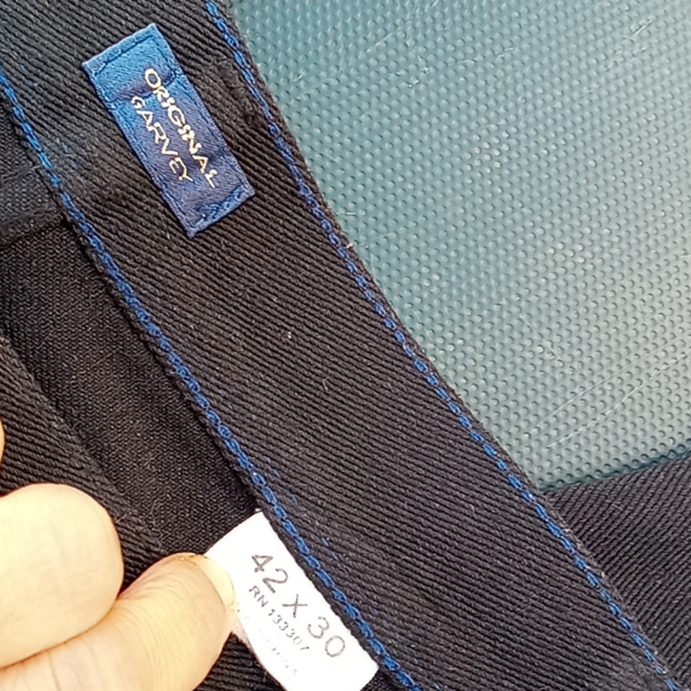2/25Pants - Picture 3 of 4